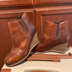 Ariat wedges size 11 tried on but didn’t wear